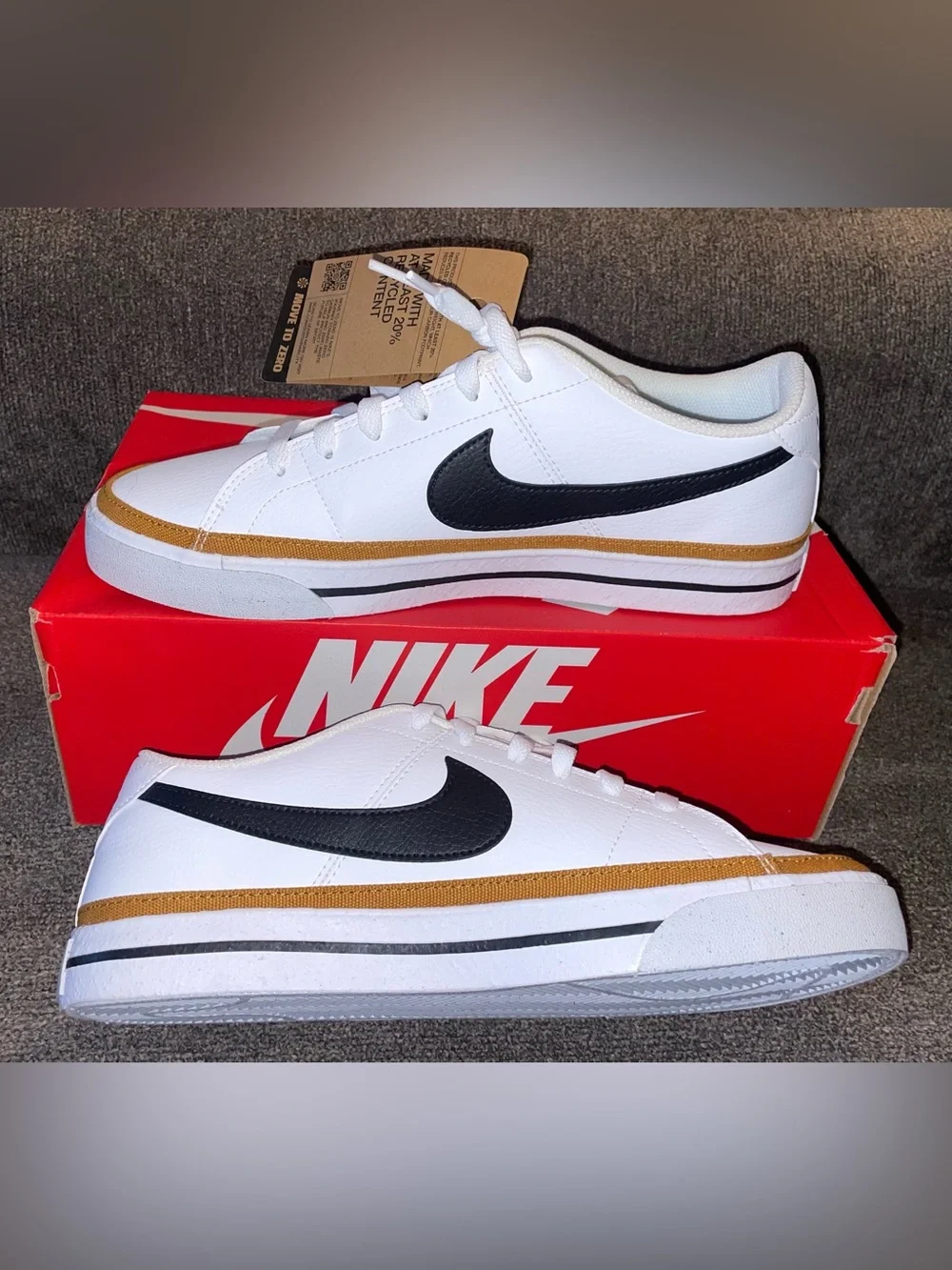 Mens Size 9 / Women’s Size 10.5 Nike NIKE COURT LEGACY NN Shoes